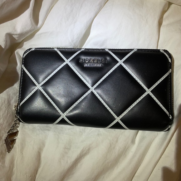 Fiorelli black large wallet - Picture 2 of 5